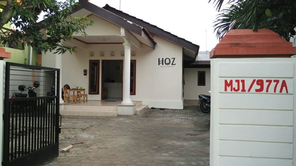 Hoz Bed & Breakfast Yogyakarta Exterior foto